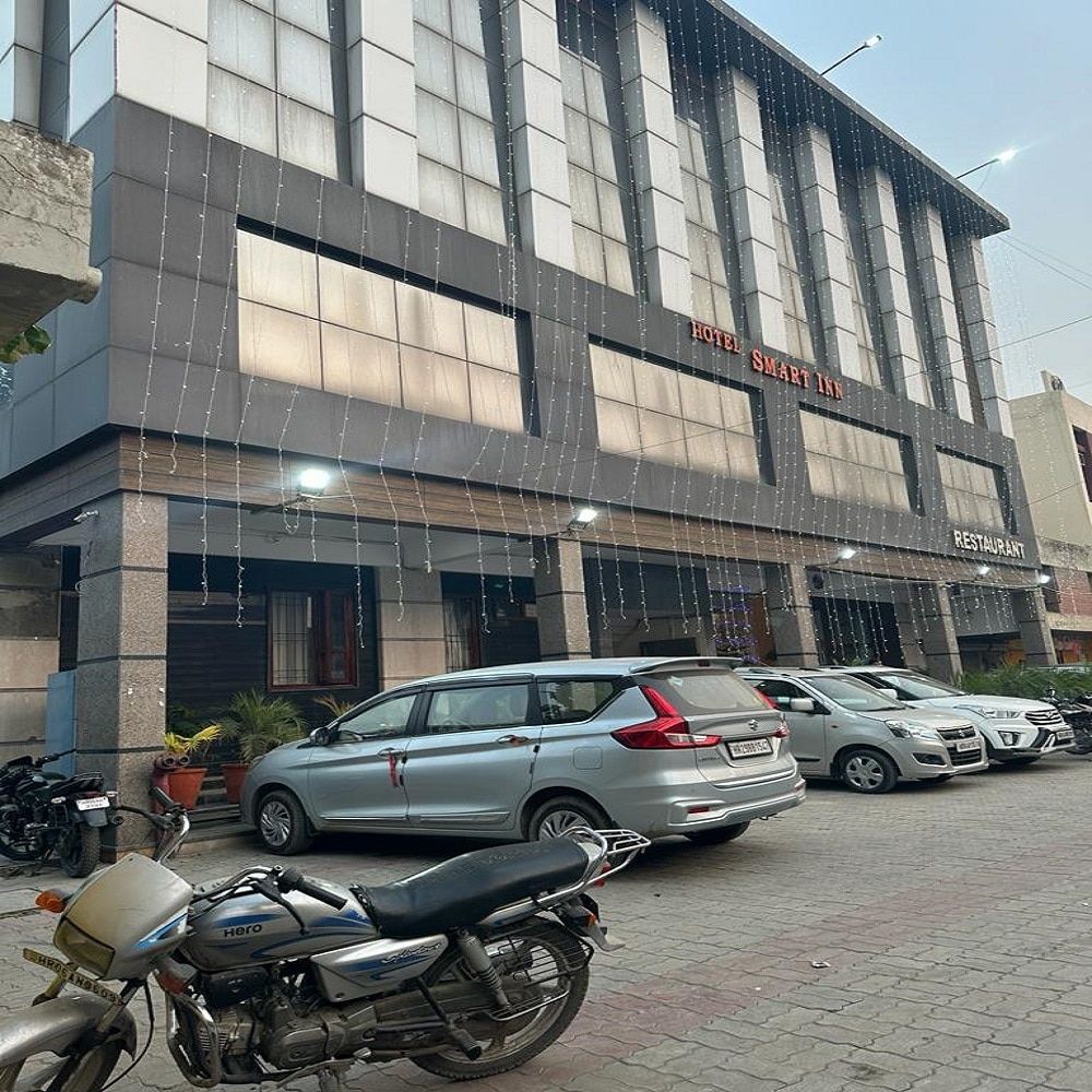 undefined  Hotel Smart Inn 9