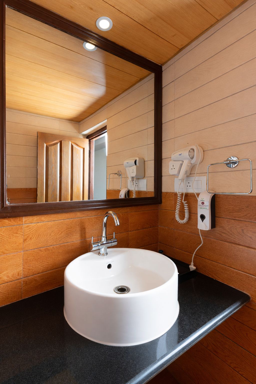 Premium Room with Kanchenjunga 