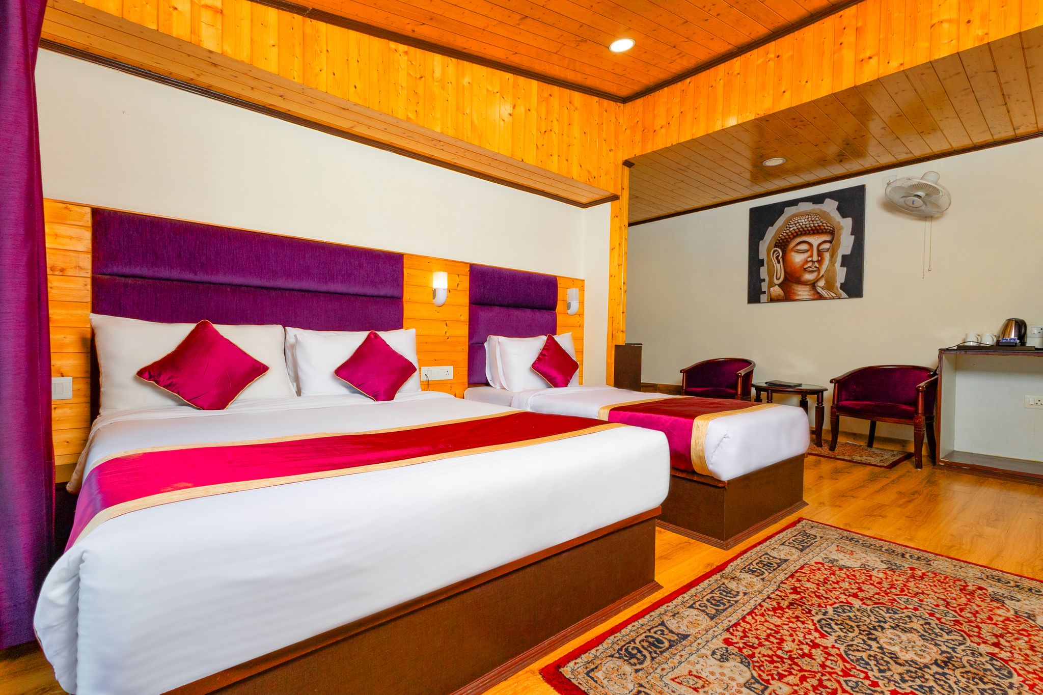 Sumitel Hotel 500 meters from Mall Road Premium Room and City View 6