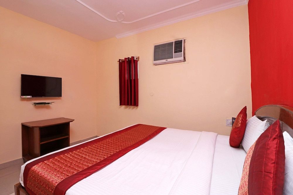 Townhouse DSR Classic Standard Double Room 6