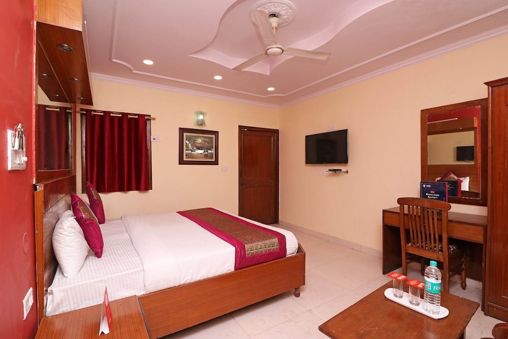 Townhouse DSR Classic Standard Double Room 21