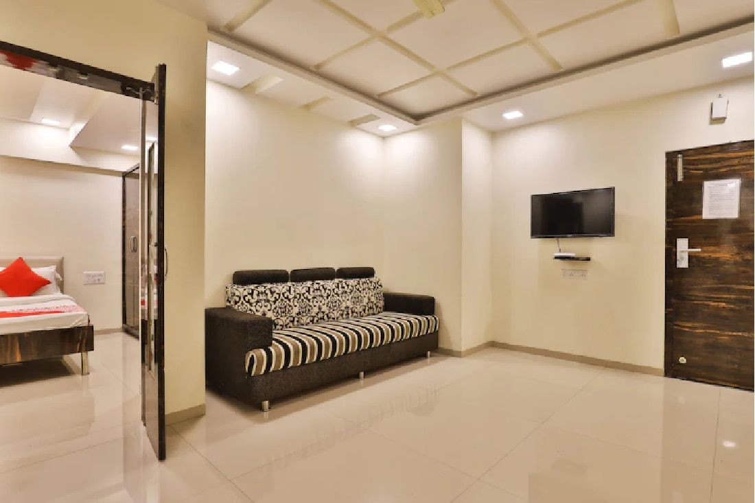 Deluxe Twin Bed Room