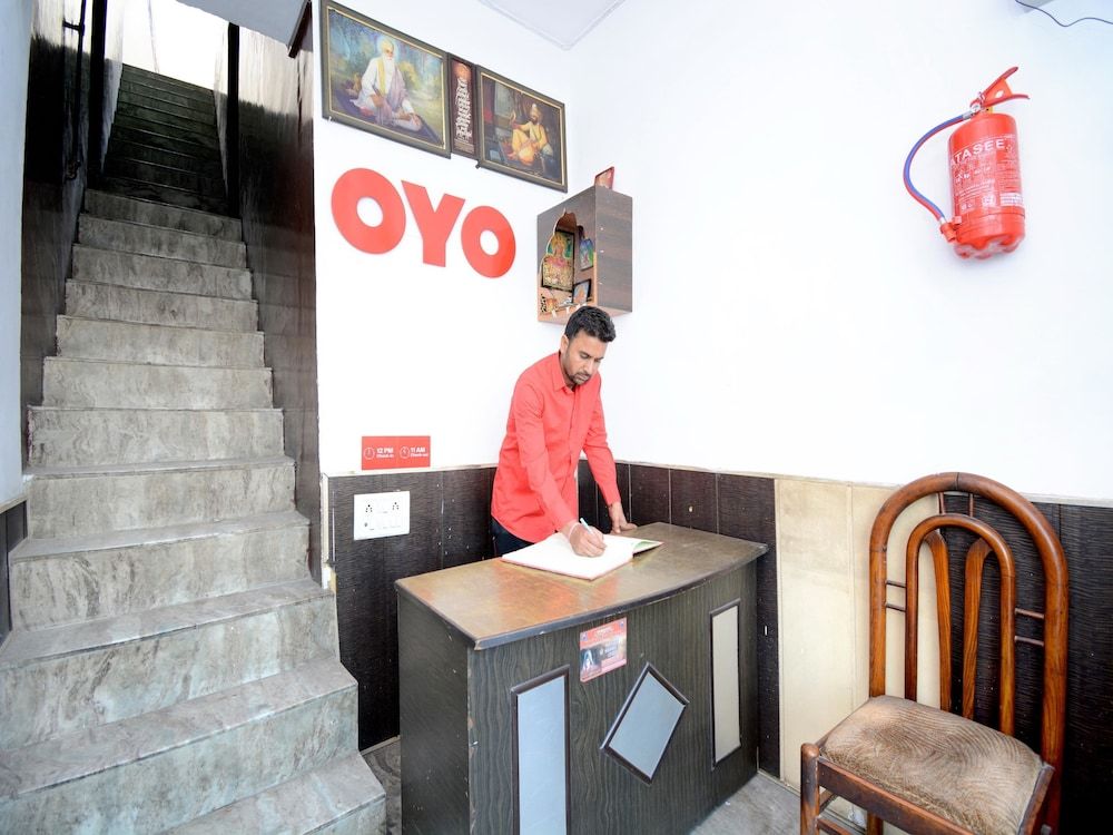 undefined OYO 30943 Hotel Tourist 3