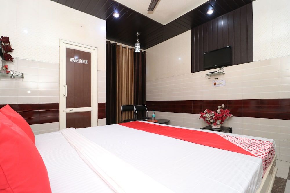 undefined OYO 28476 Jalandhar Guest House 8