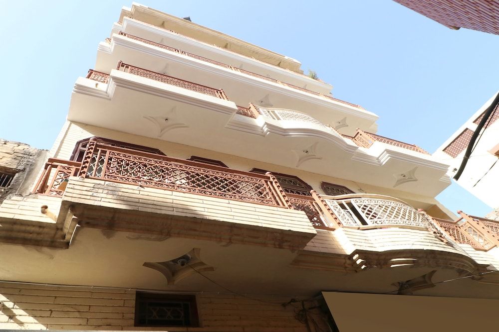 undefined OYO 29193 Amrit Guest House 2