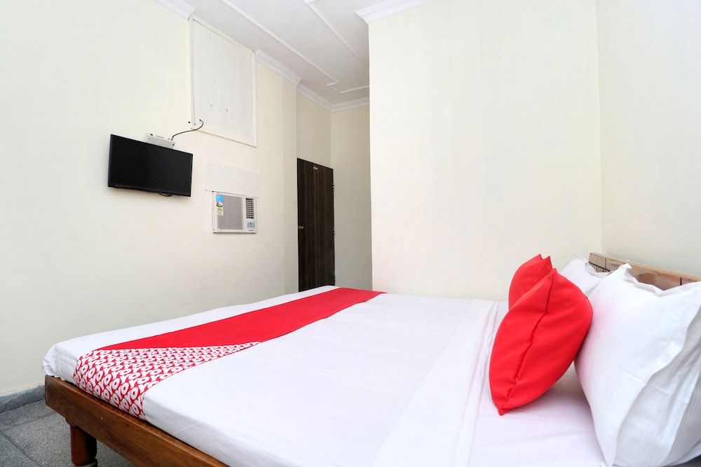 undefined OYO 29193 Amrit Guest House 6