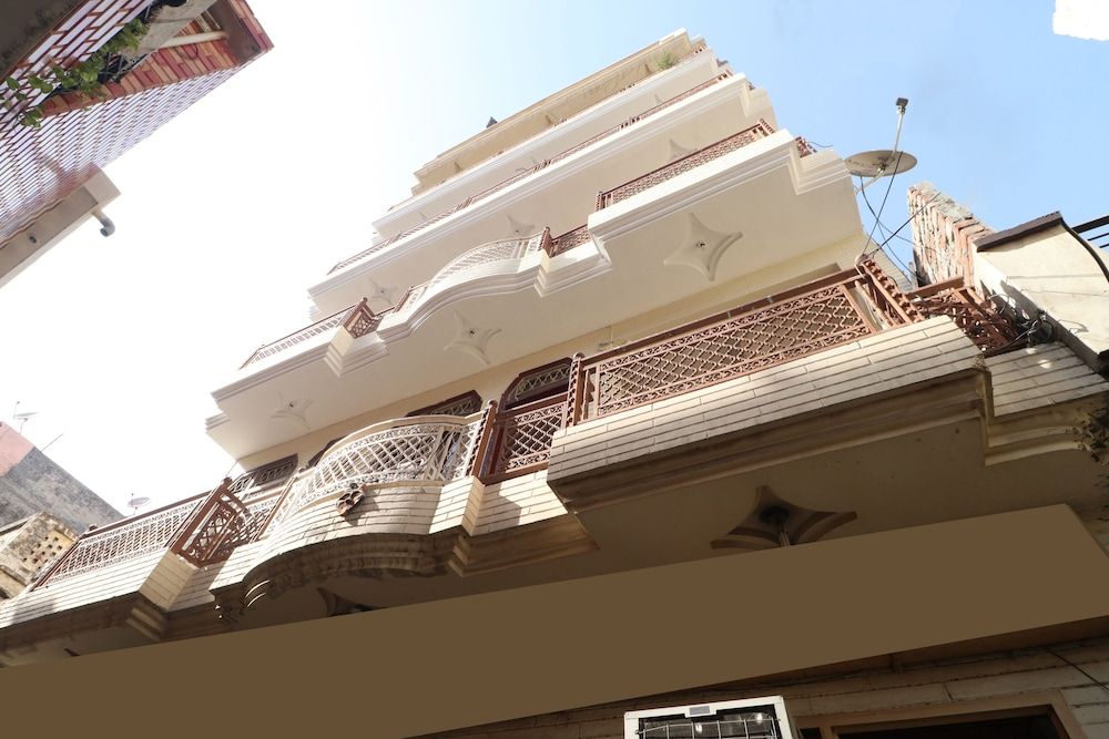 undefined OYO 29193 Amrit Guest House 3