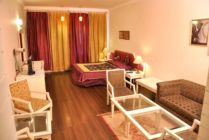 Hotel President New Court Deluxe Room 2