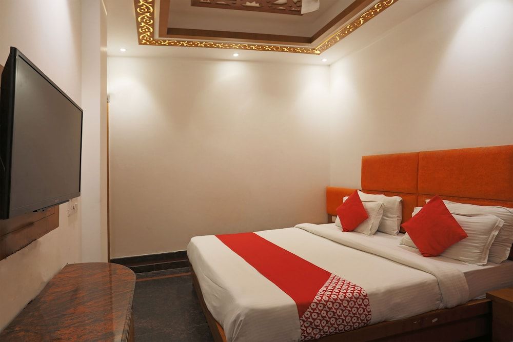 undefined OYO 15183 JJK Home Stay 3