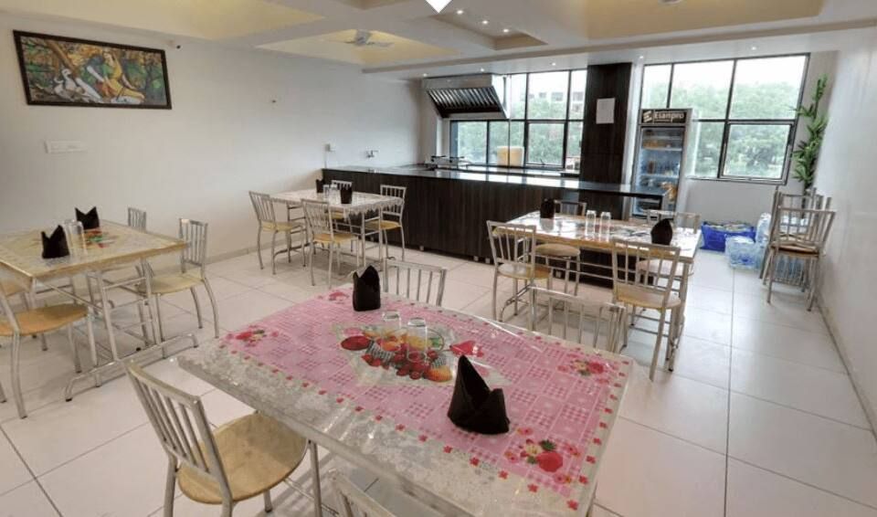 undefined Hotel Best Velly 4