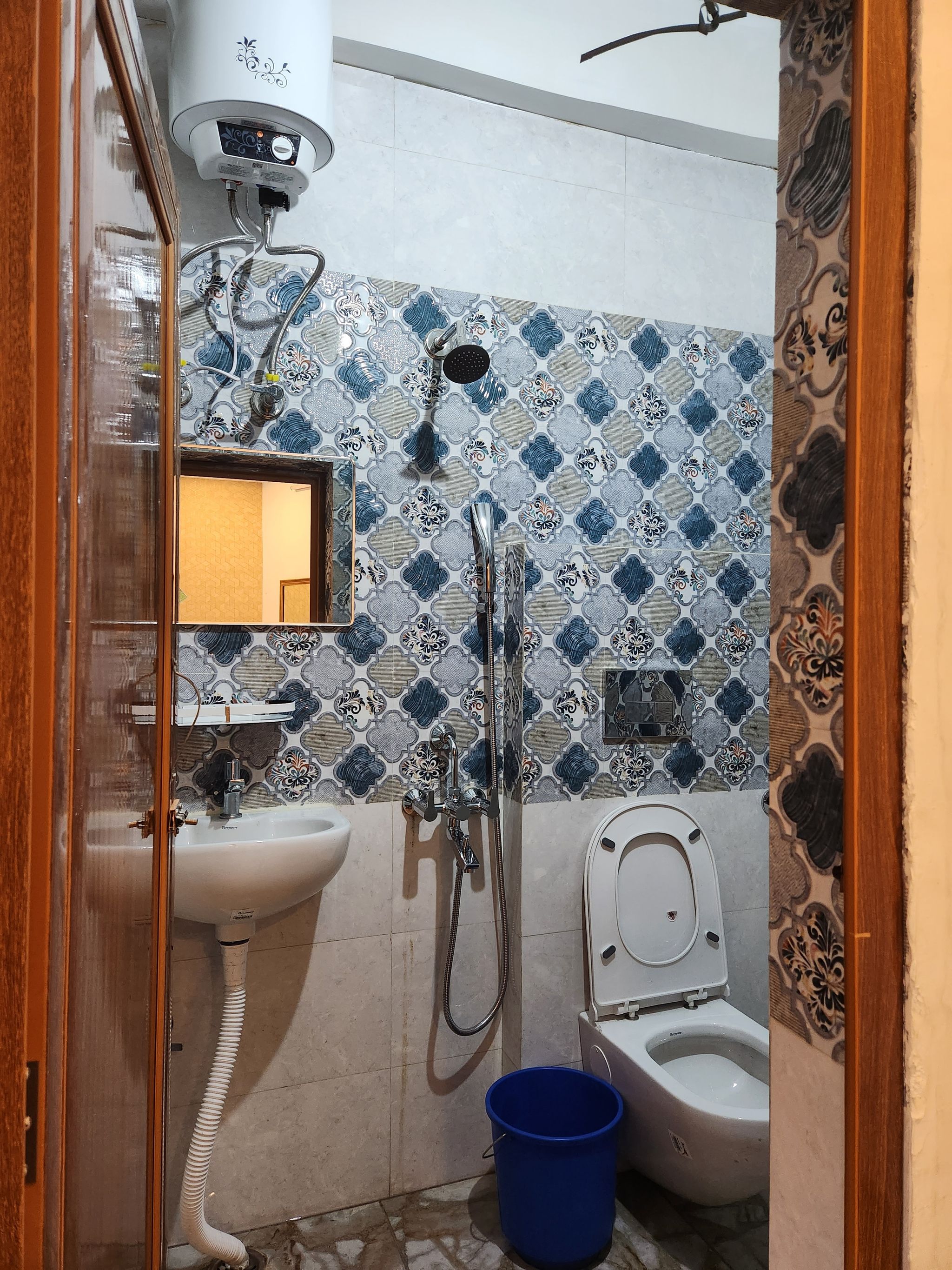 HOTEL PRIYANKA INTERNATIONAL STANDARD ROOM 17