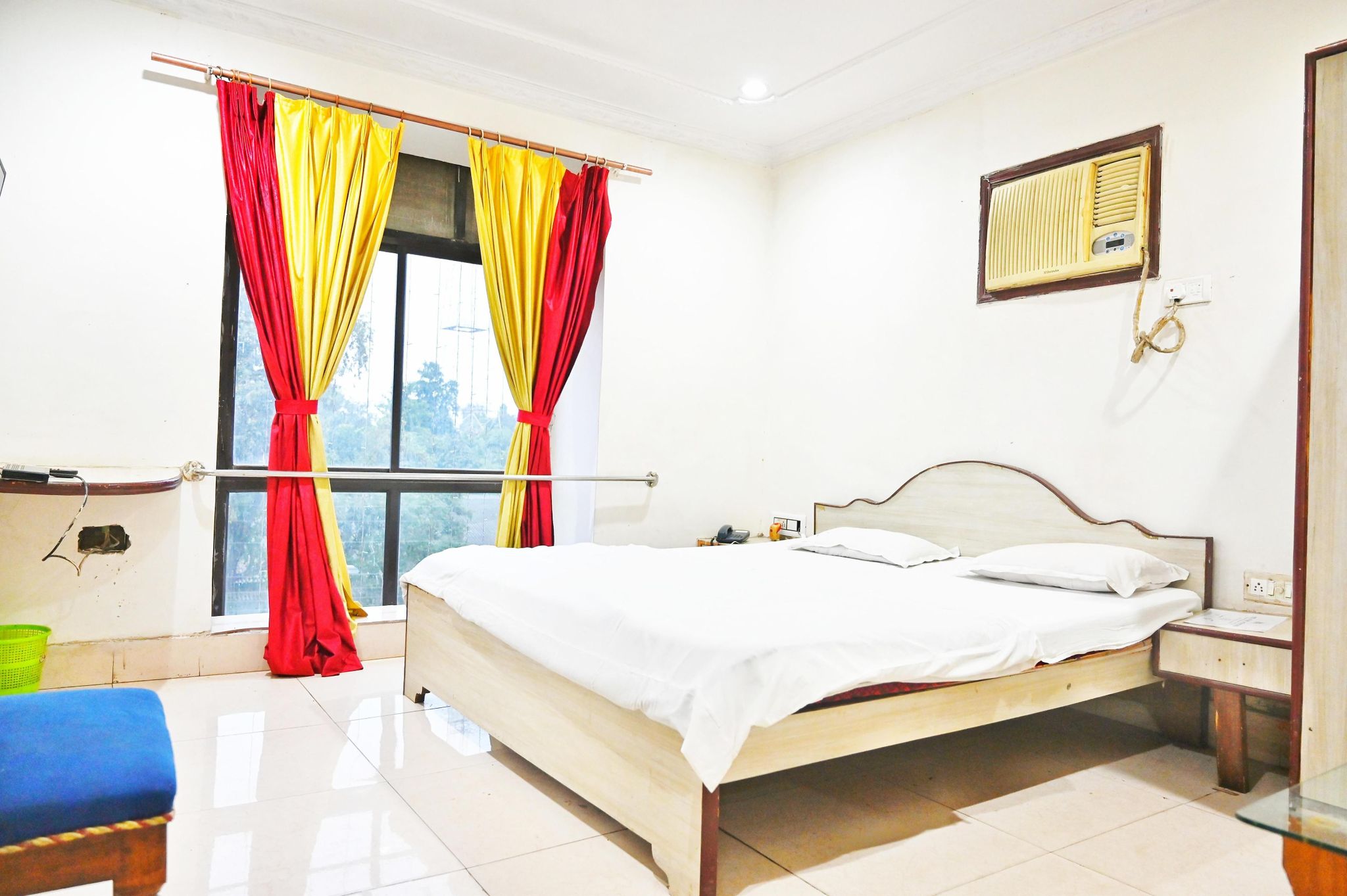 HOTEL PRIYANKA INTERNATIONAL STANDARD ROOM 5