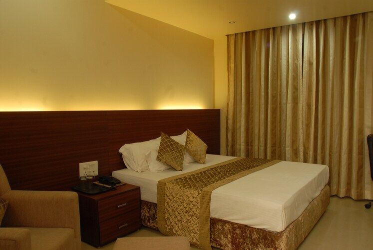 Hotel Presidency Deluxe Room