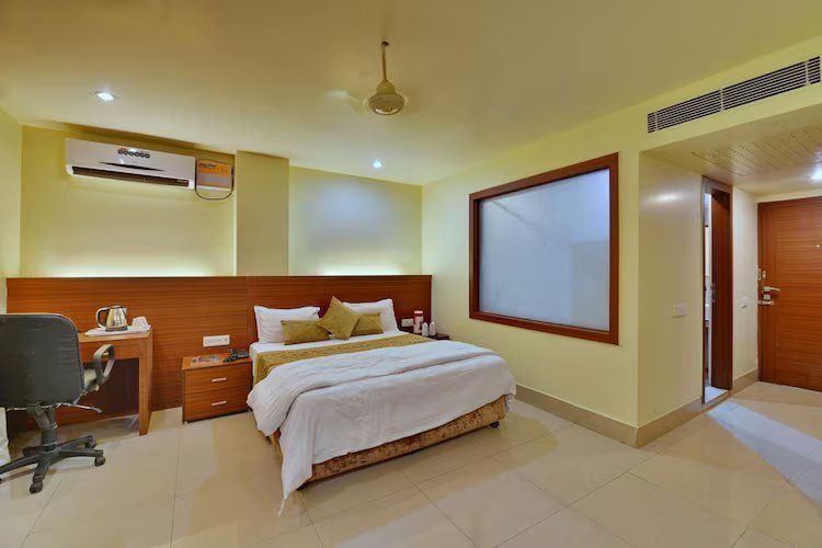 Hotel Presidency Deluxe Room 2