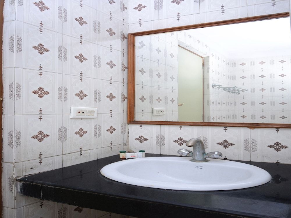 OYO 36280 Vijay Resorts Double or Twin Room 12