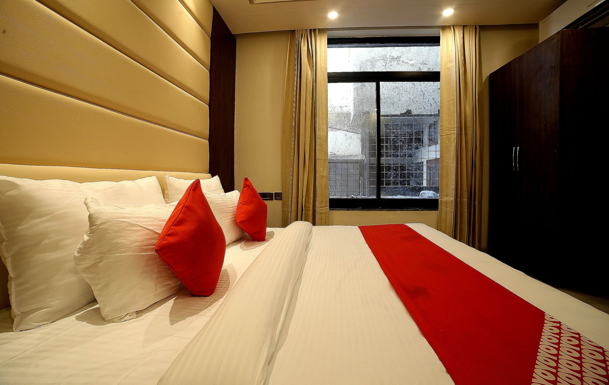 undefined Hotel O Status Inn 5
