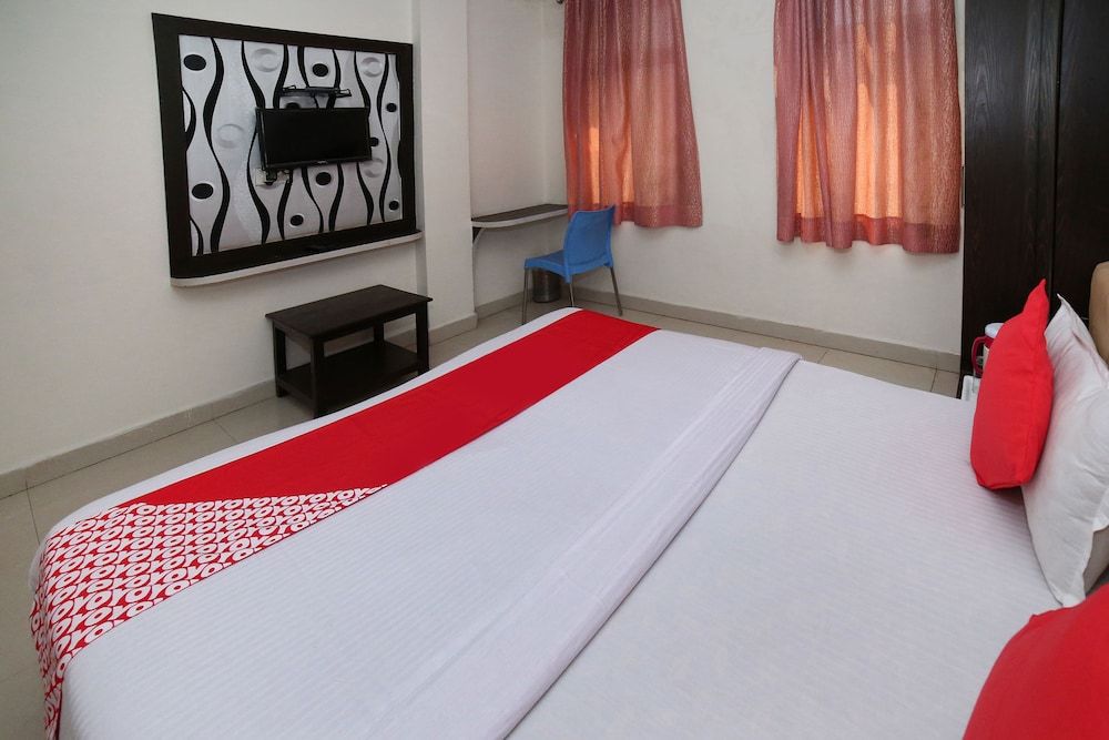 OYO 19387 Siddharth Guest House Double or Twin Room 9