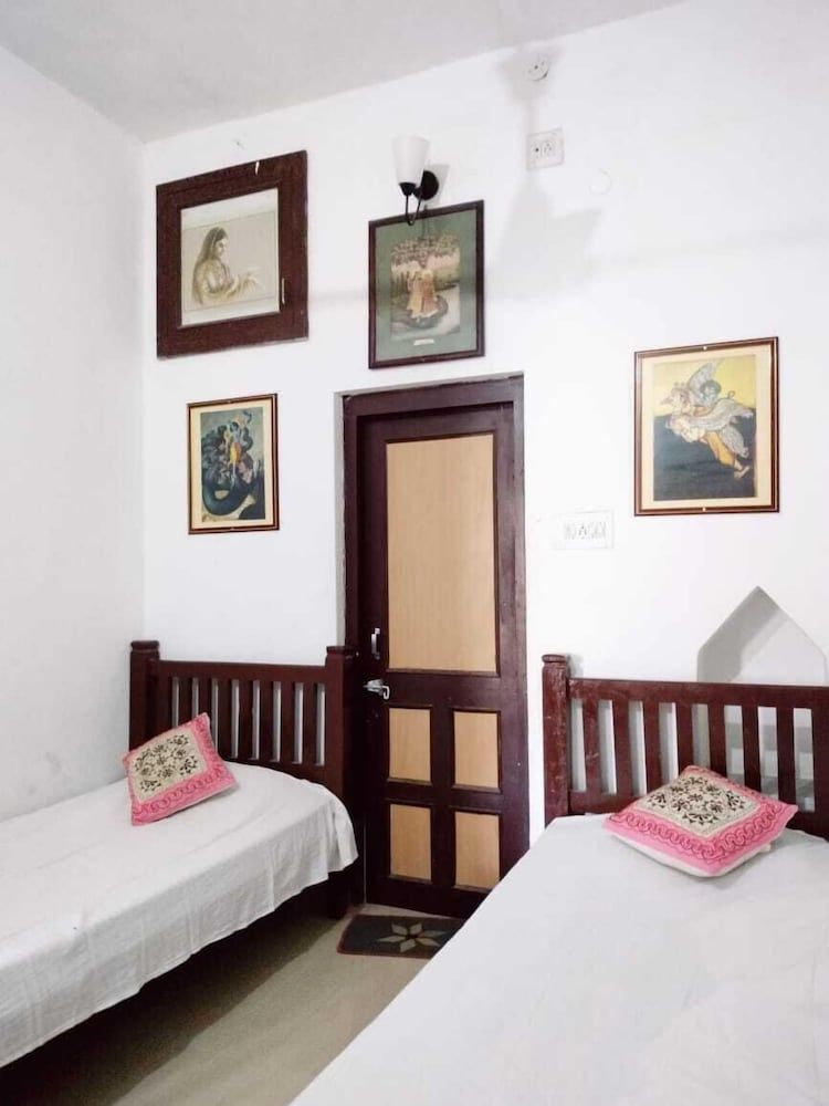 Hotel Mandawa Palace Standard Double or Twin Room, Multiple Beds