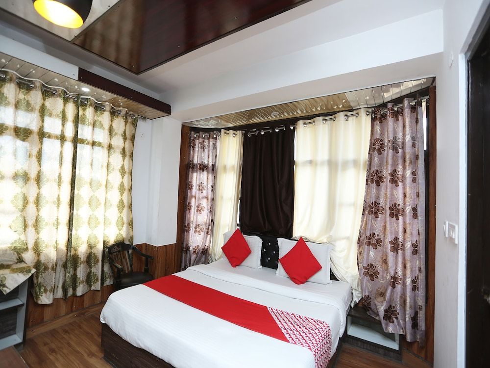 OYO 19342 Shyam Regency Suite, 1 King Bed 2