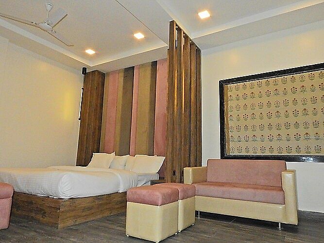 Samardha Jungle Resort Luxury Room 3