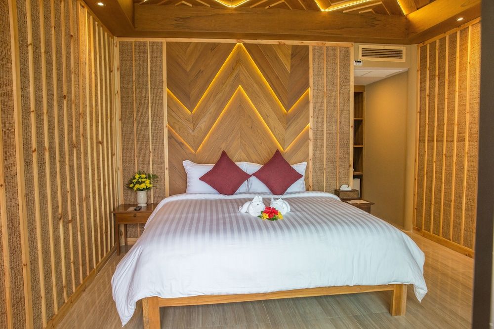 undefined Adarin Beach Resort