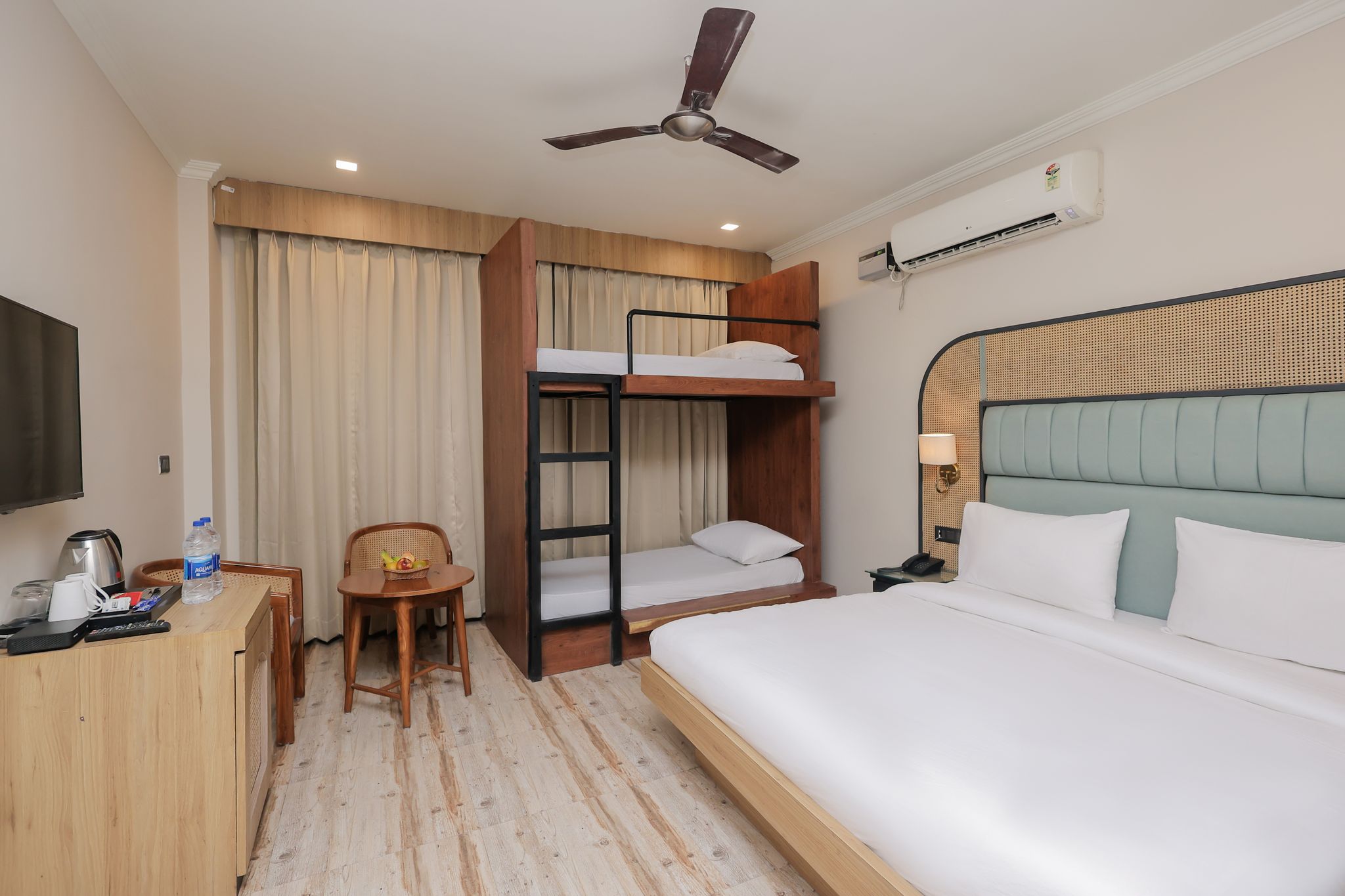 ECKO Tapovan by the Ganges Deluxe Studio Room 5