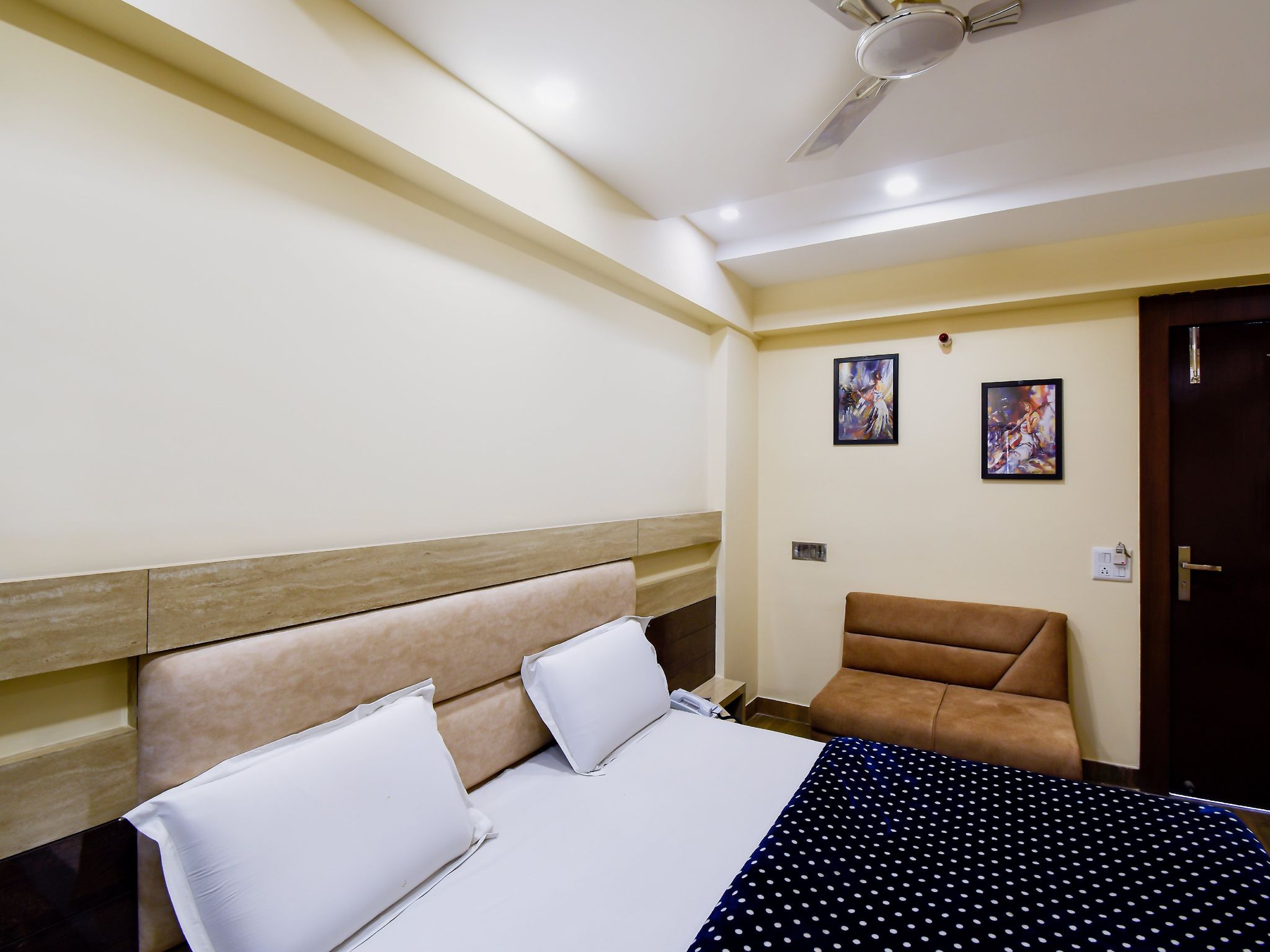 HOTEL SVC INN LUXURY CLASS