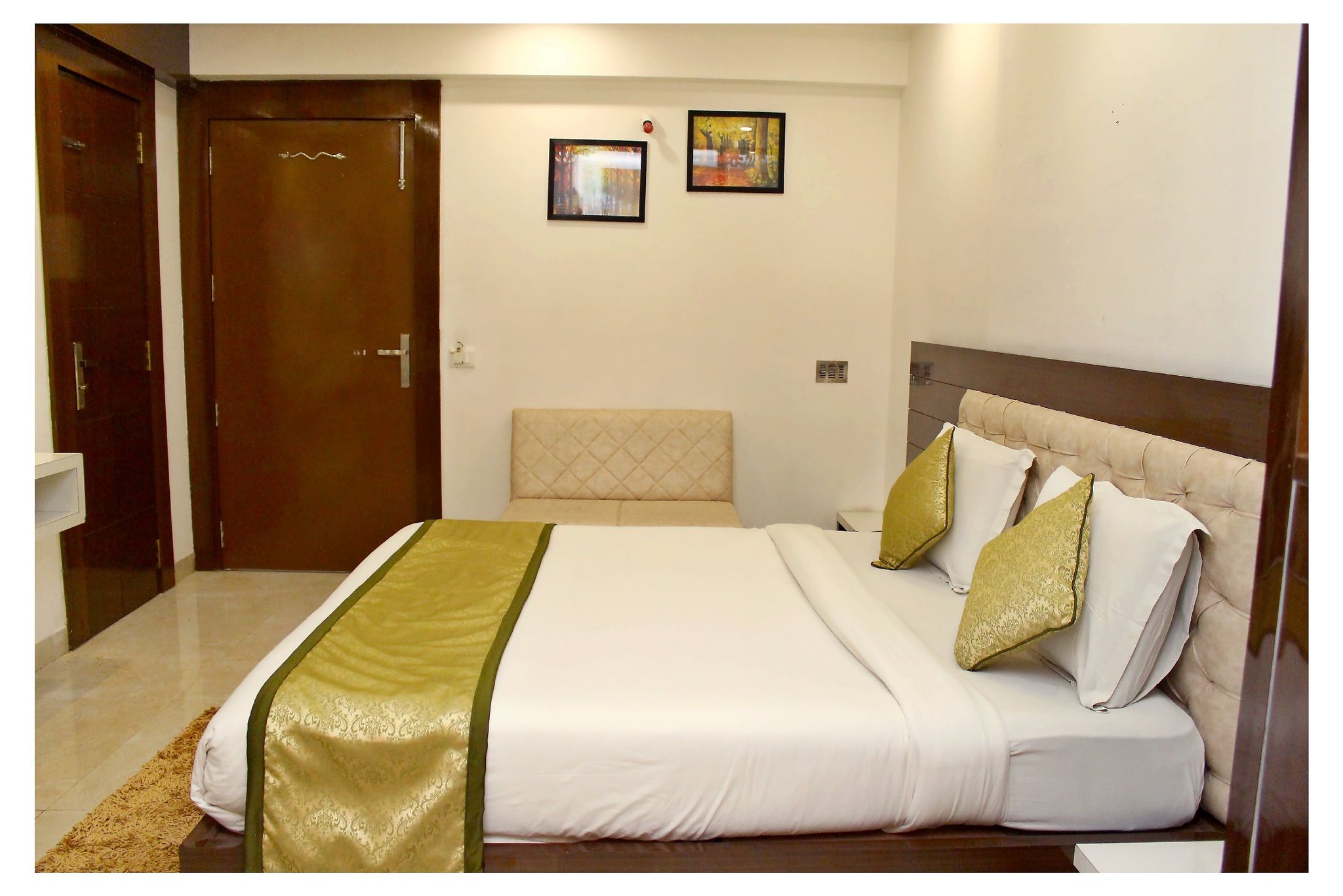 HOTEL SVC INN LUXURY CLASS 4