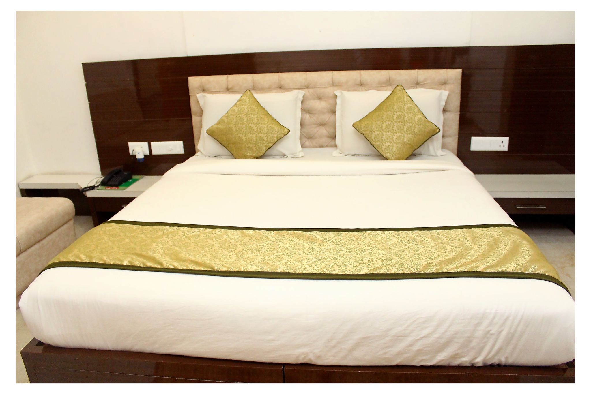 HOTEL SVC INN LUXURY CLASS 16