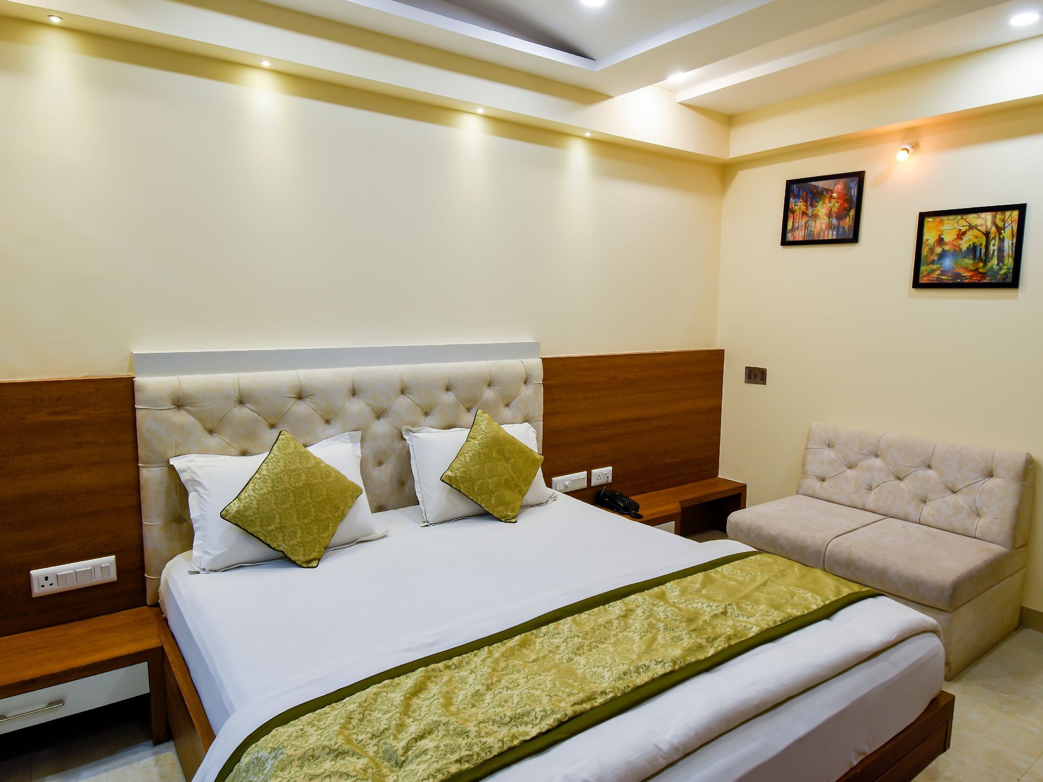 HOTEL SVC INN LUXURY CLASS 6