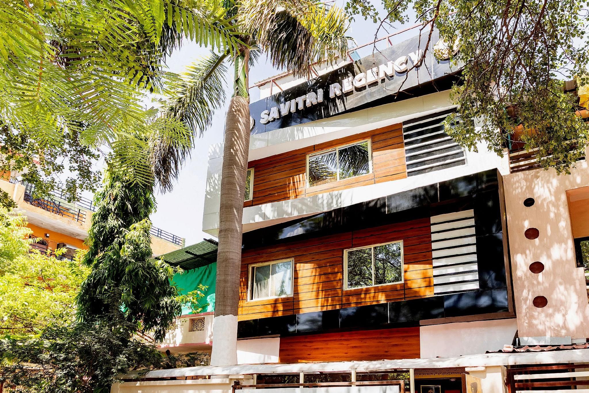 Hotel O Savitri Regency