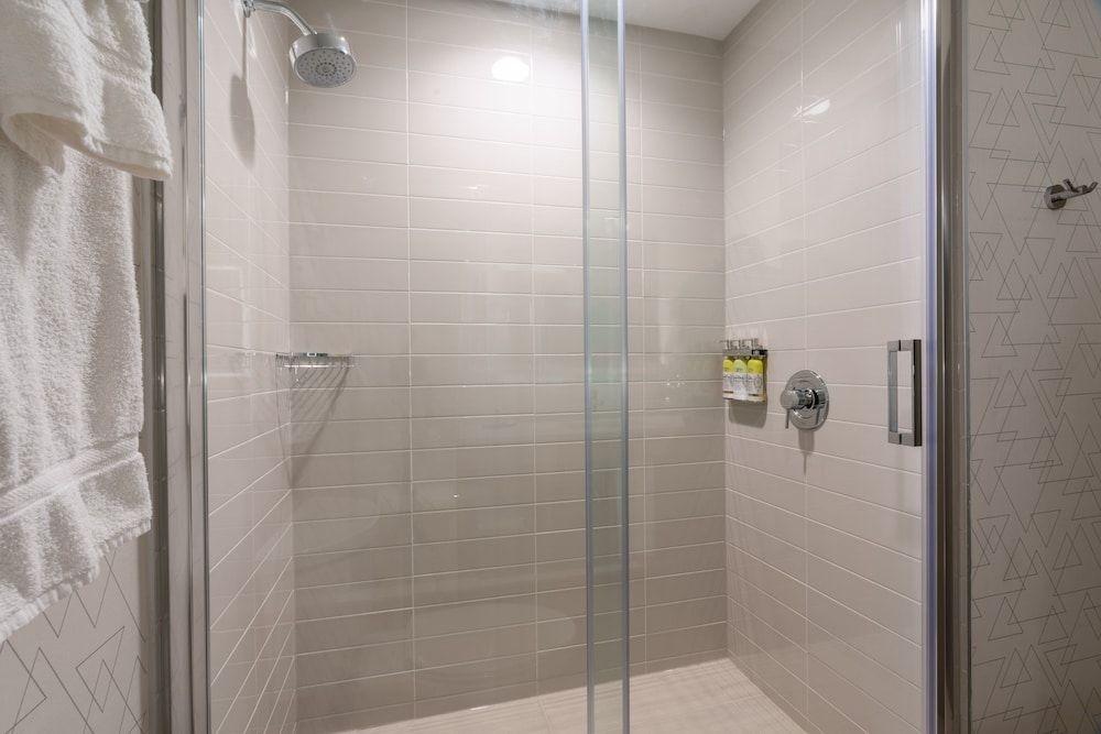 undefined Holiday Inn Express & Suites Vaughan-Southwest by IHG 8