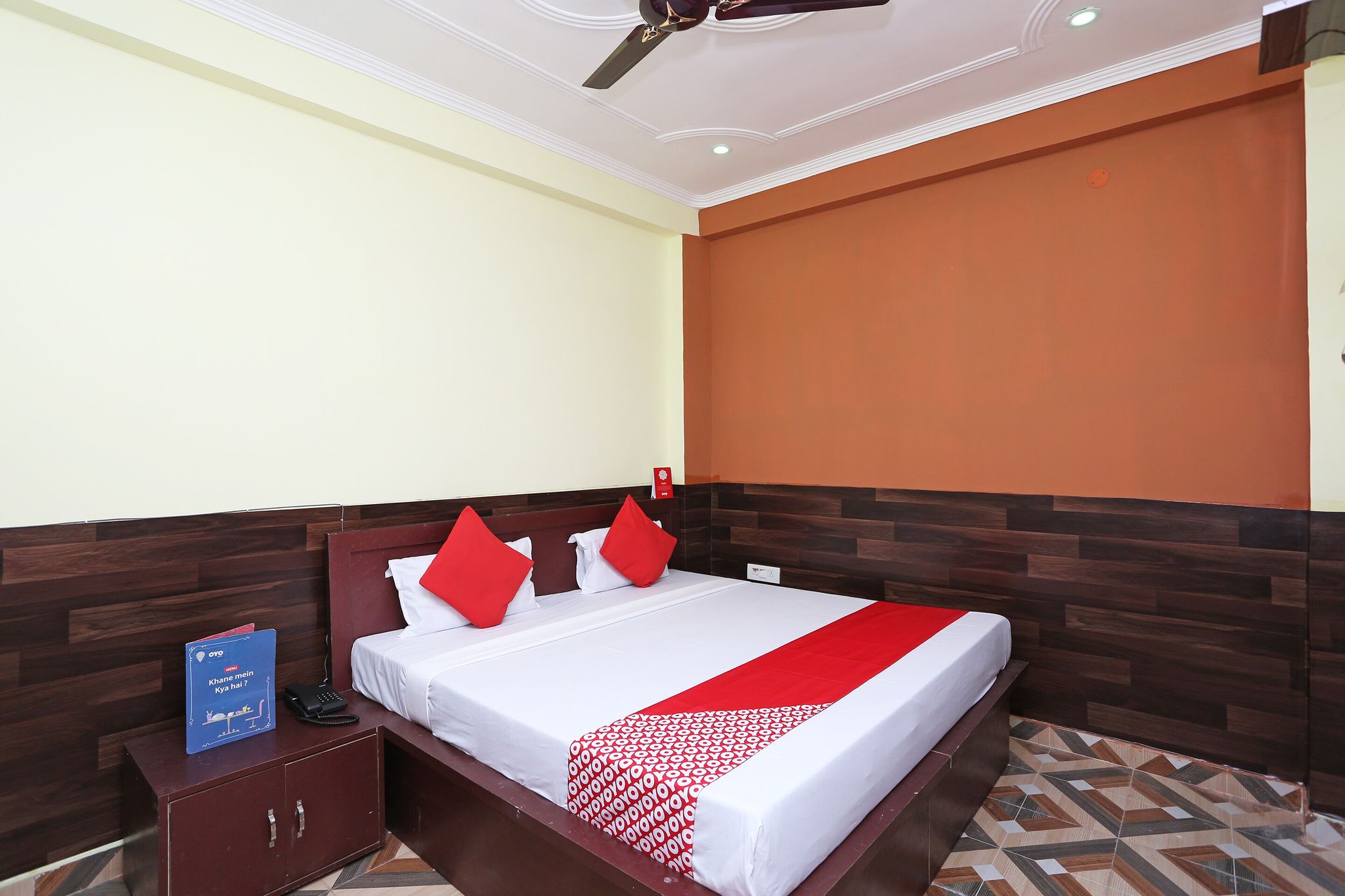 undefined OYO Flagship Radhika Guest House 9
