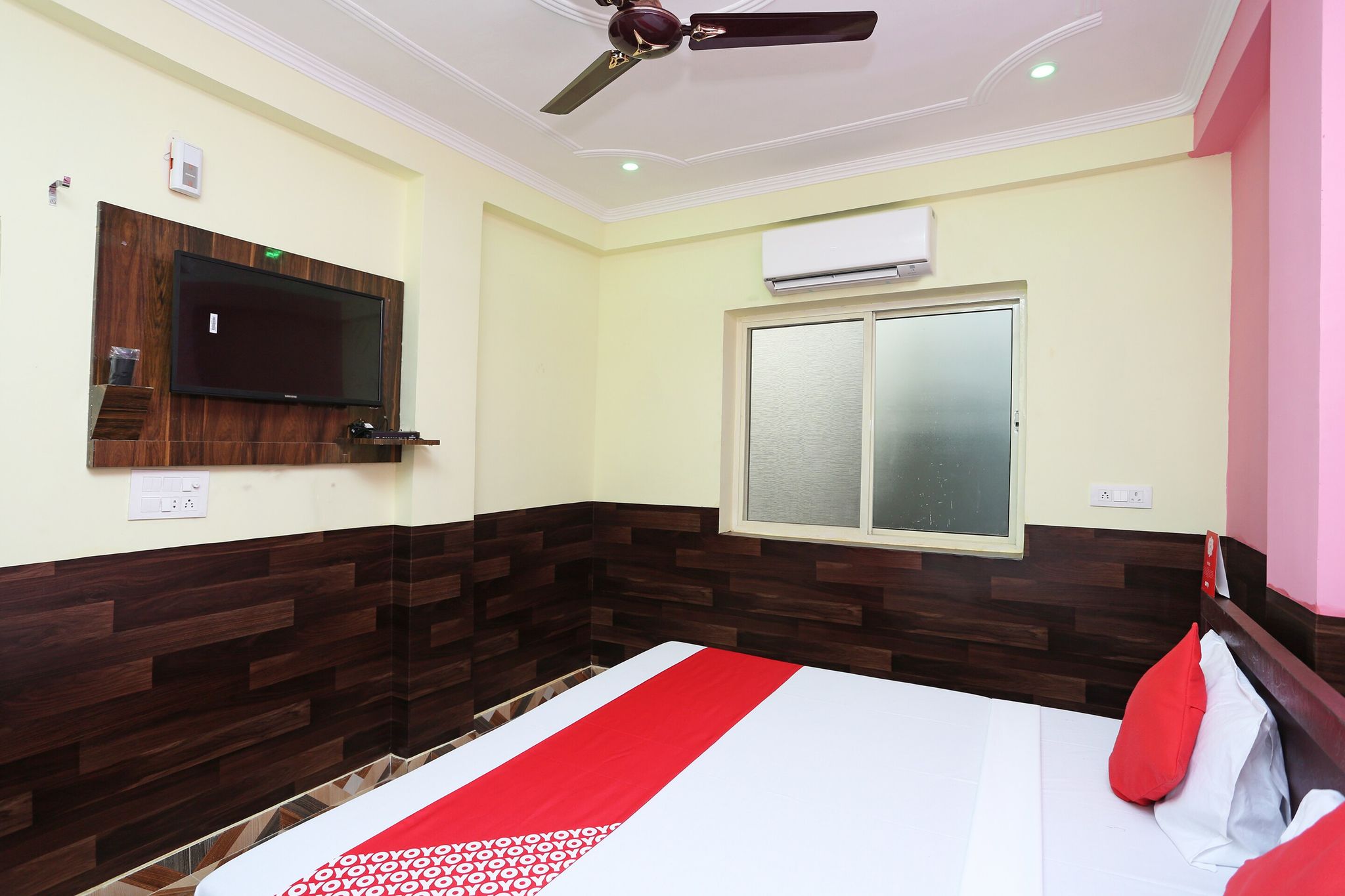 OYO Flagship Radhika Guest House Classic 15