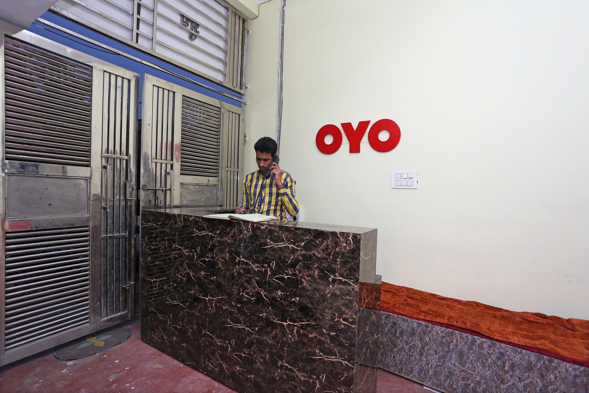 undefined OYO Flagship Radhika Guest House 4