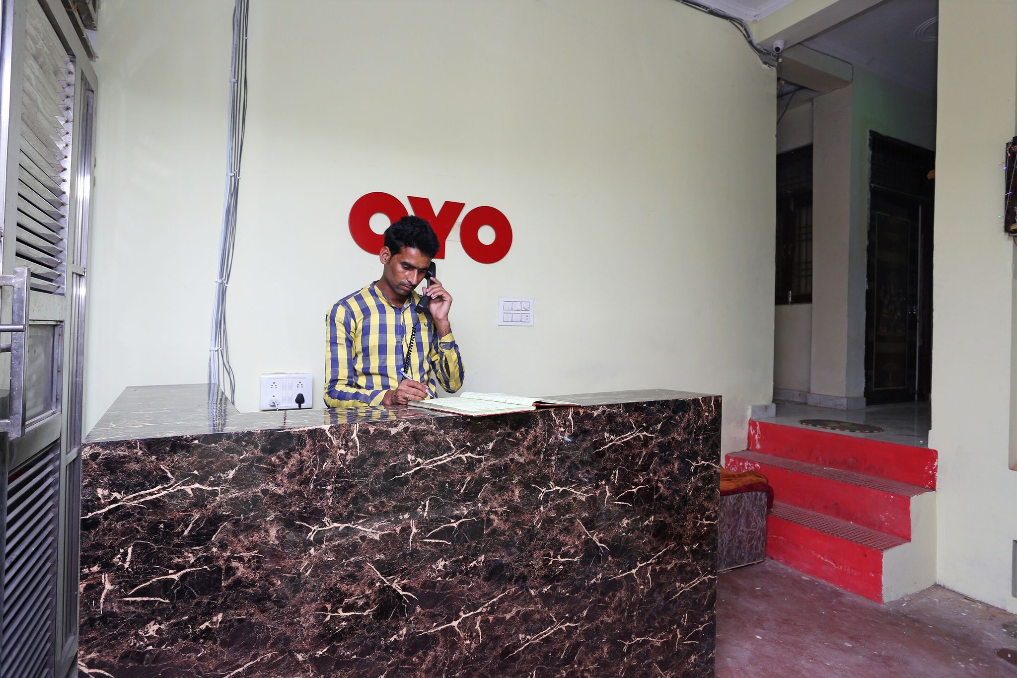 undefined OYO Flagship Radhika Guest House 3