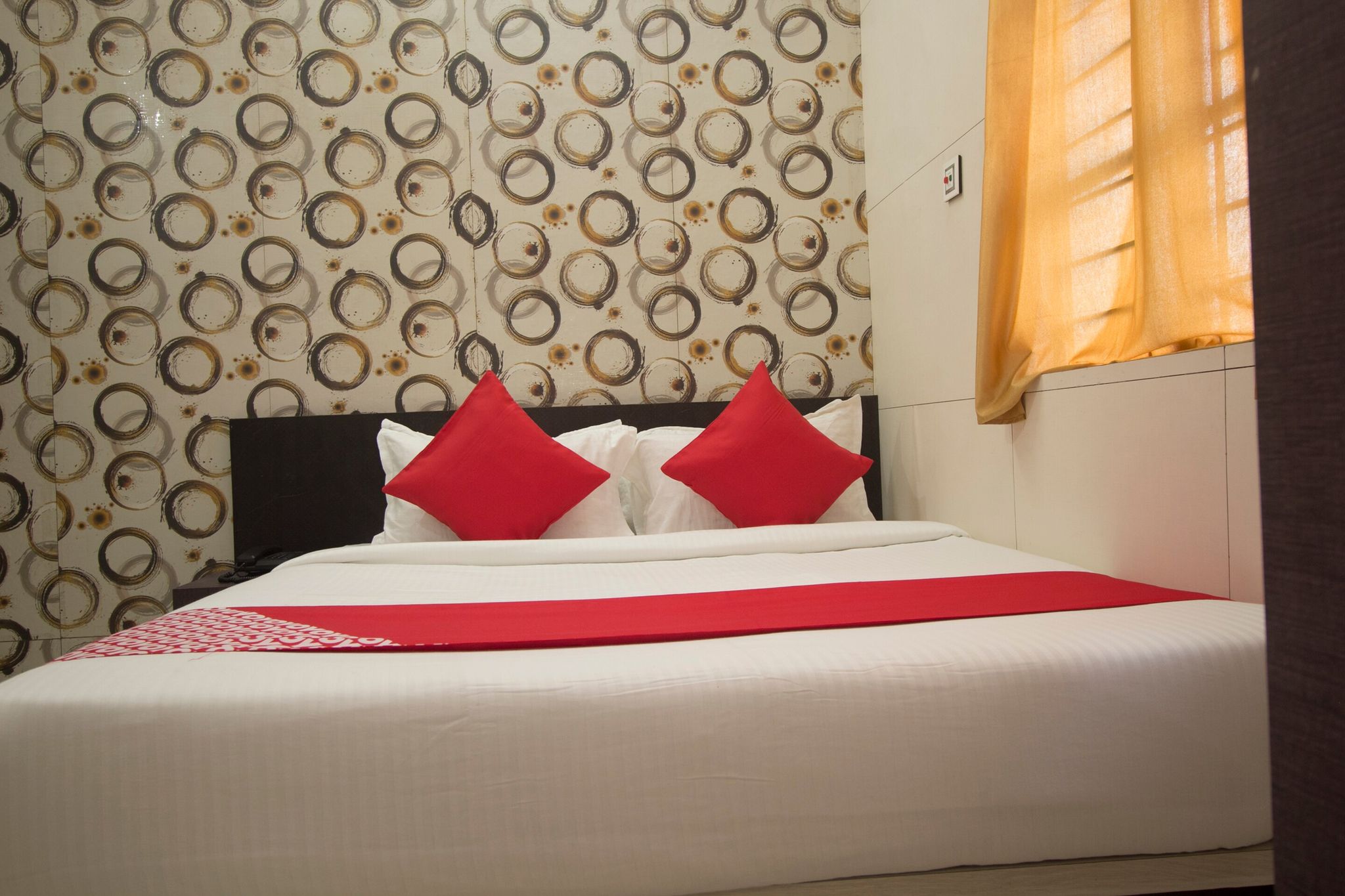 Capital O Priyanshu Classic 5