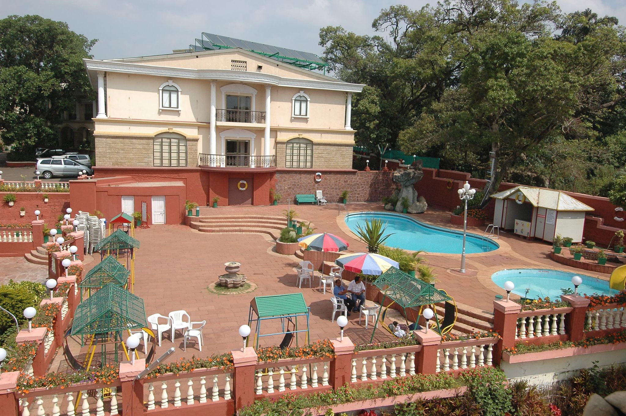 undefined Hotel Rajesh 4