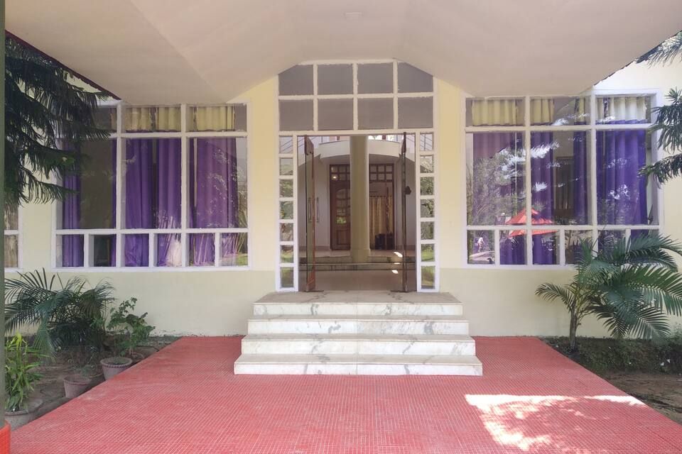D Courtyard Resort