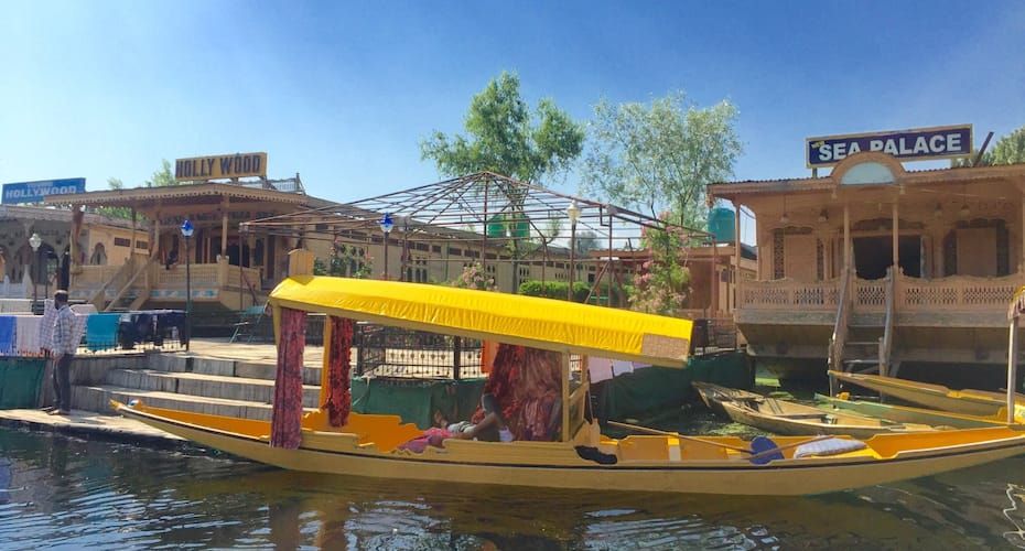 undefined New Sea Palace Houseboat 7