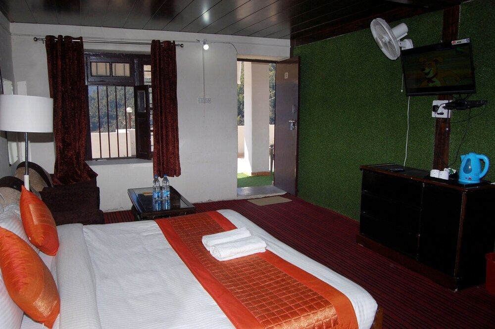 undefined Hotel Kausani Retreat 9