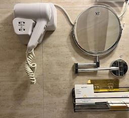 Lee Heritage (Central Heating & Air-conditioning) Deluxe Room Free WiFi 30