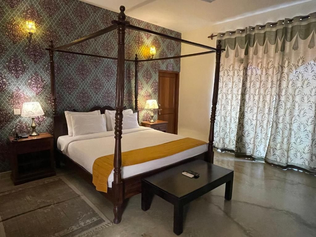 The Shergarh Deluxe Room 5