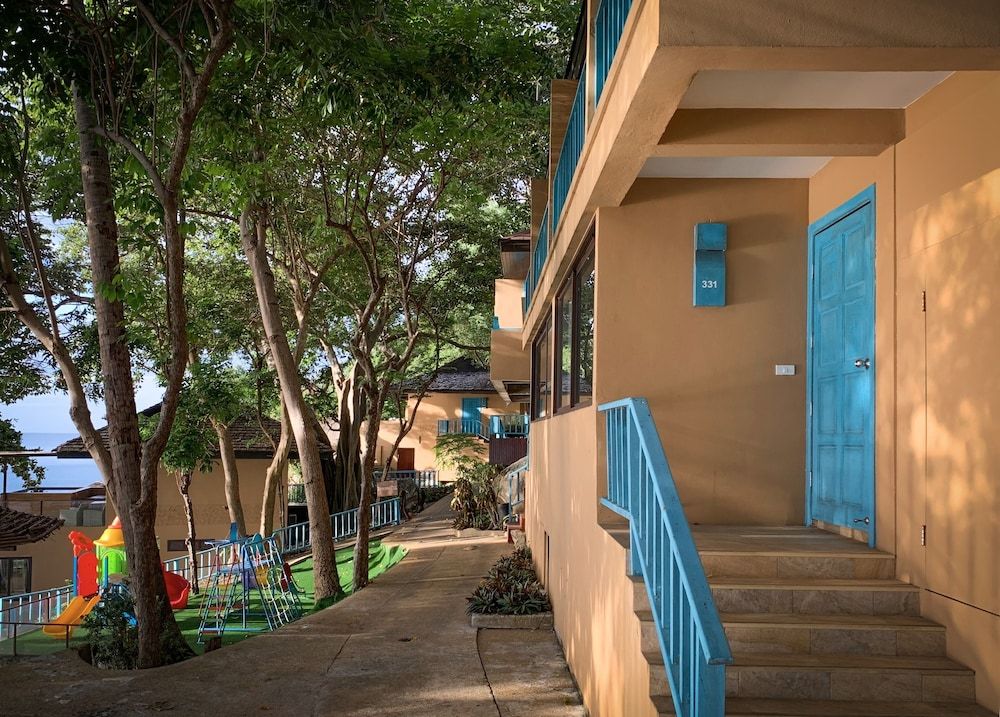 undefined Baan Hin Sai Resort & Spa 6