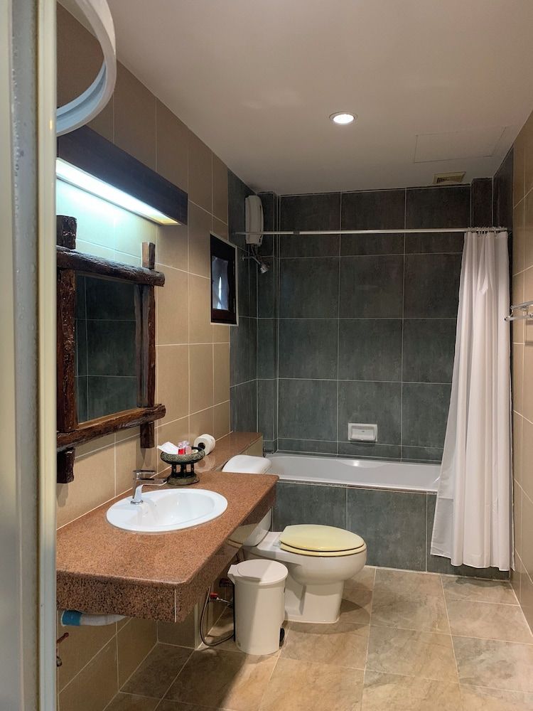 Baan Hin Sai Resort & Spa Grand Pool Villa 4