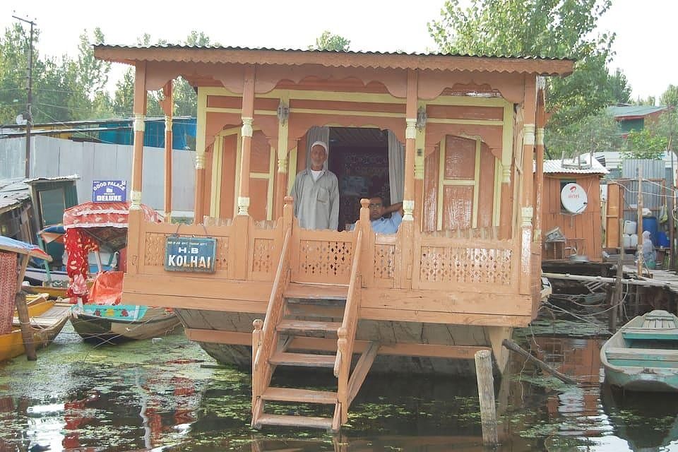 undefined Kolhai Houseboat