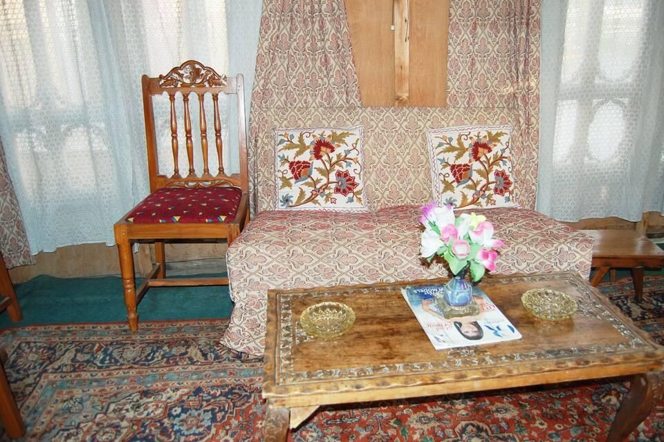 undefined Kolhai Houseboat 3