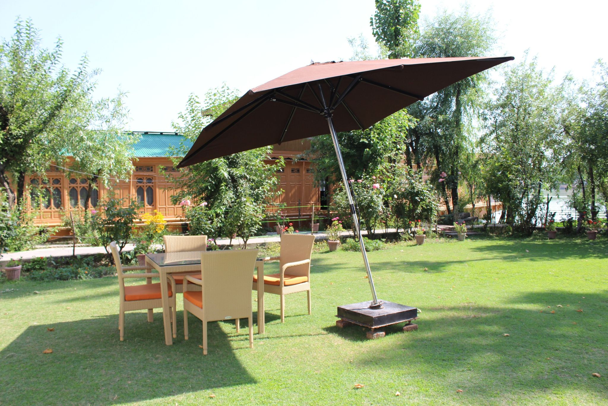 undefined New York Houseboat 2