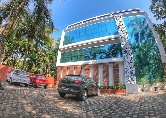 undefined Hotel Silka Inn 8