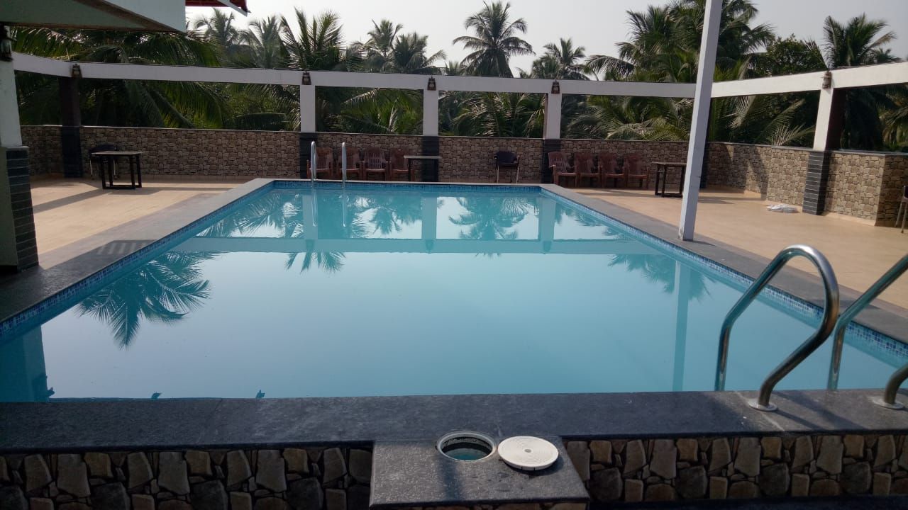undefined Hotel Silka Inn 5